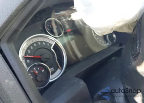 2014 Ram 1500 Lone Star z USA, uszkodzony, nr VIN 1C6RR6LT0ES458940